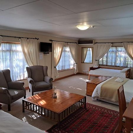 Brooklyn Guesthouses Pretoria-Noord Exterior foto